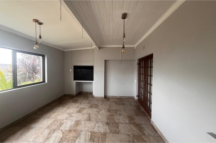 2 Bedroom Property for Sale in C Place Eastern Cape
